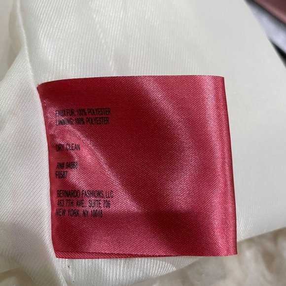 Bernardo Collection Fluffy Cream Jacket Medium - Picture 8 of 9